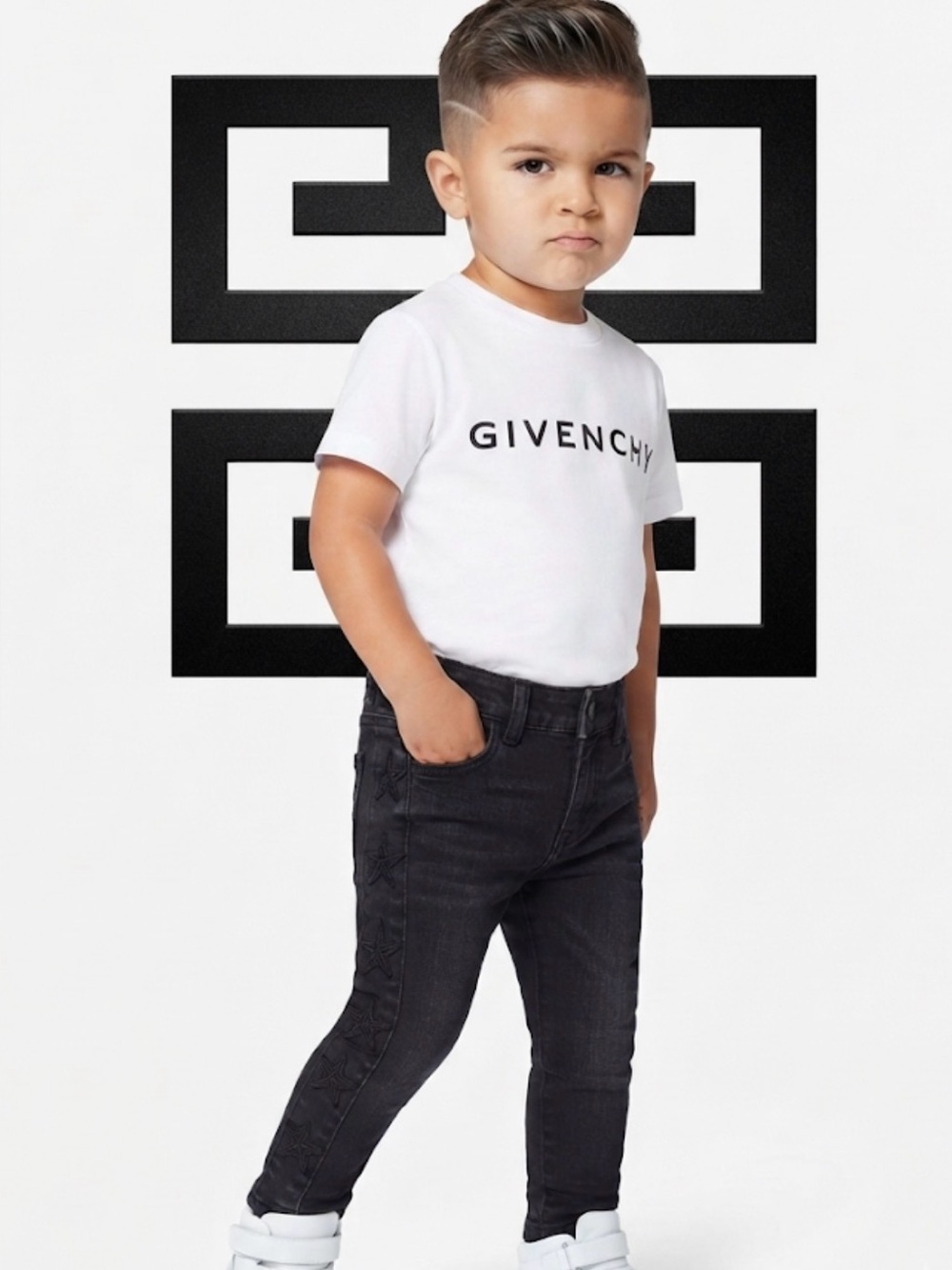Authentic Givenchy luxury designer Rare black
star signature denim jeans boys 4
